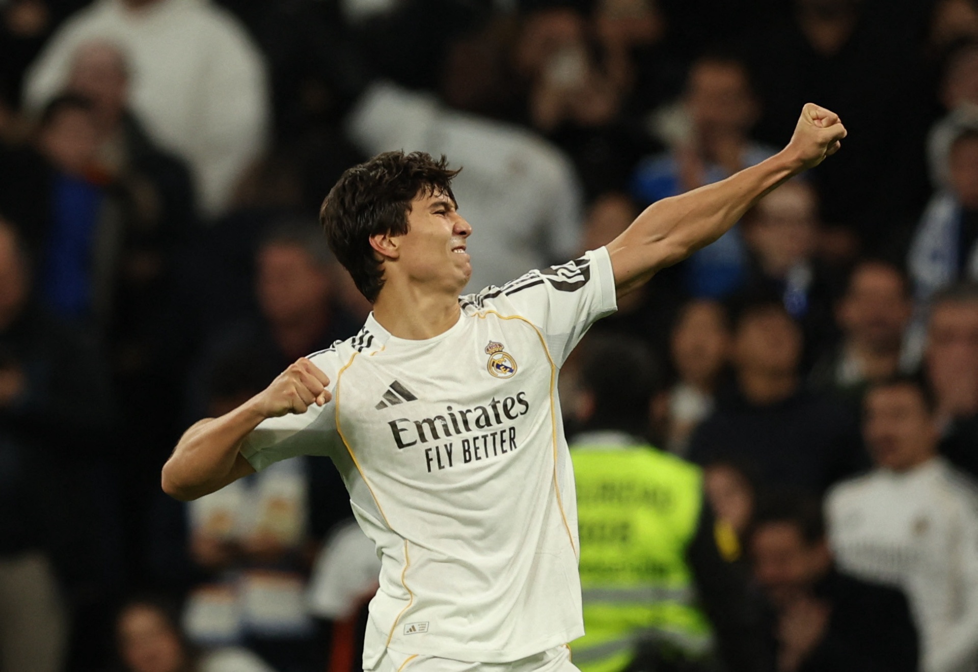 Ante la baja de Mbappé, Gonzalo García fue titular y firmó una actuación decisiva con hat-trick para liderar el triunfo del Real Madrid.
